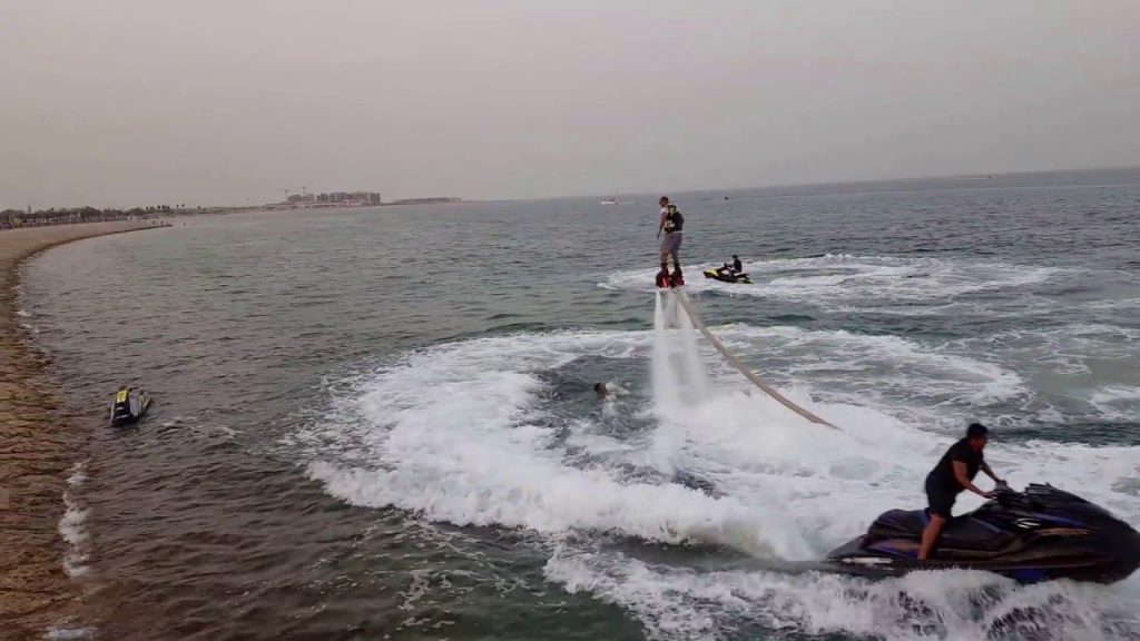 شاطئ الفناتير بالجبيل